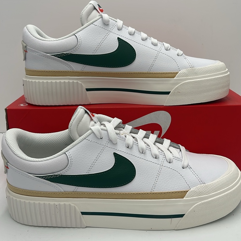 Nike WMNS Court Legacy Lift
Platforms 
White/Sail/Sesame/Fir
Style DM7590-107 - Picture 13 of 16